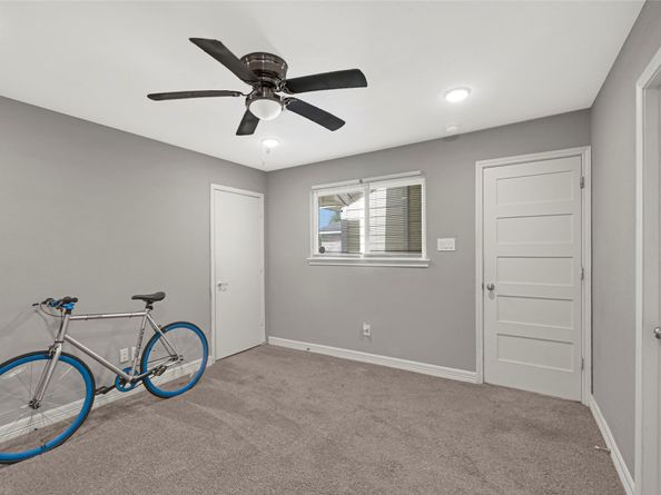 3018 Windy Royal Drive, Houston TX 77045