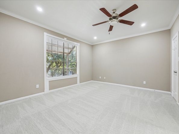 2700 Revere St 142, Houston TX 77098