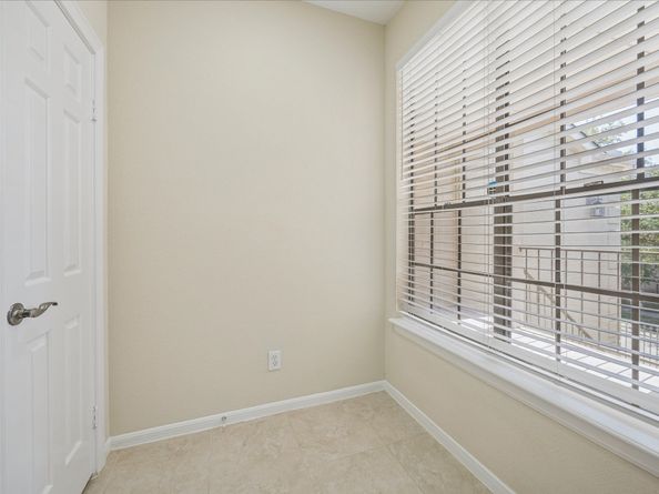 2700 Revere St 142, Houston TX 77098