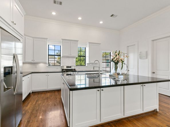 1607 Cohn Street, Houston TX 77007