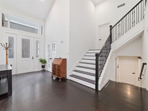 22 Sugarberry Circle, Houston TX 77024