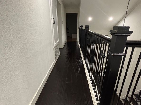 22 Sugarberry Circle, Houston TX 77024