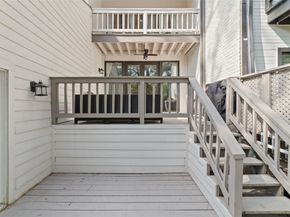 22 Sugarberry Circle, Houston TX 77024