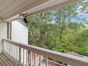 22 Sugarberry Circle, Houston TX 77024