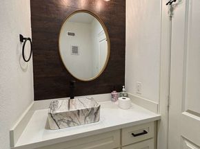 22 Sugarberry Circle, Houston TX 77024