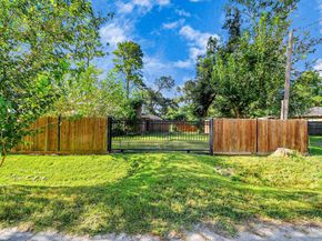 5914 Breland Street, Houston TX 77016