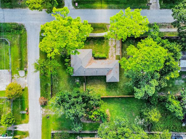 5914 Breland Street, Houston TX 77016