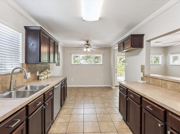 5211 Mulford Street, Houston TX 77023