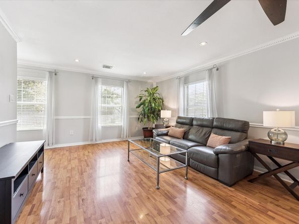 5211 Mulford Street, Houston TX 77023