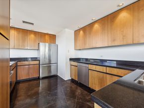 2200 Willowick Road 11C, Houston TX 77027