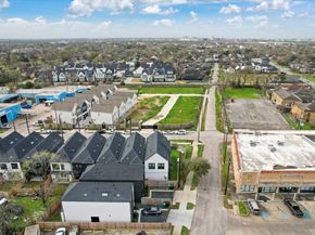 5203 Texas Street, Houston TX 77011