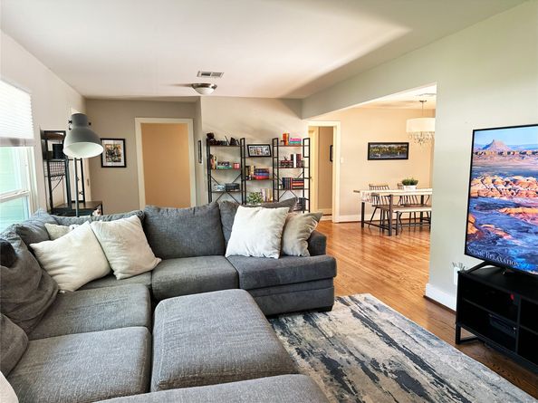 4821 Hummingbird Street, Houston TX 77035