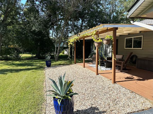 4821 Hummingbird Street, Houston TX 77035