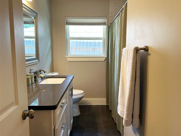 4821 Hummingbird Street, Houston TX 77035