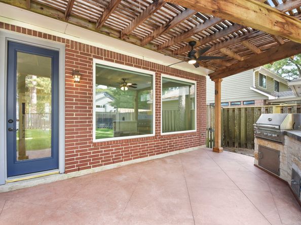 31 Treescape Circle, The Woodlands TX 77381