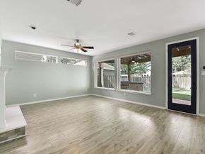 31 Treescape Circle, The Woodlands TX 77381