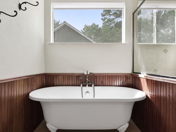 31 Treescape Circle, The Woodlands TX 77381