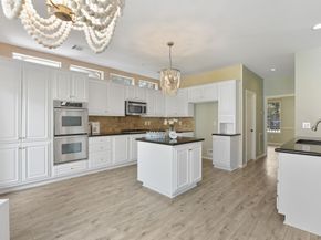 31 Treescape Circle, The Woodlands TX 77381