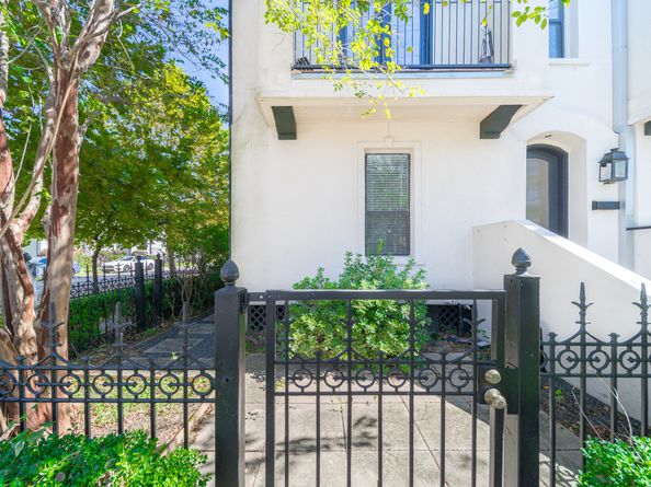 2426 Bevis Street, Houston TX 77008