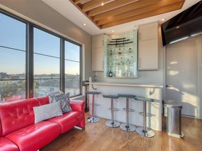 5521 Kiam Street, Houston TX 77007