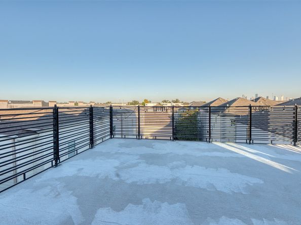 5521 Kiam Street, Houston TX 77007