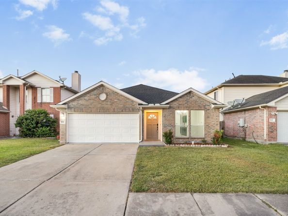 8906 Westplace Drive, Houston TX 77071