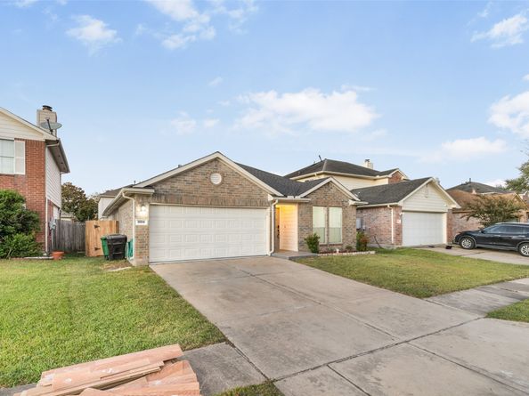 8906 Westplace Drive, Houston TX 77071