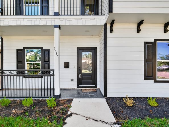 1435 Overhill Street, Houston TX 77018