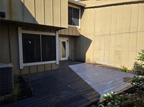 6106 W Airport Boulevard 18, Houston TX 77035