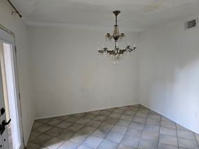 6106 W Airport Boulevard 18, Houston TX 77035