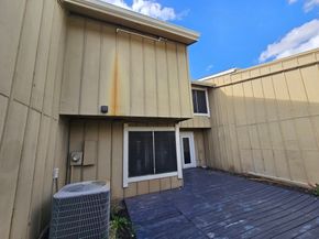 6106 W Airport Boulevard 18, Houston TX 77035