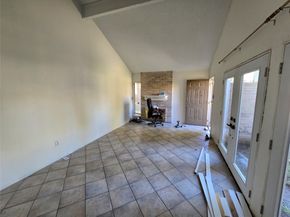 6106 W Airport Boulevard 18, Houston TX 77035