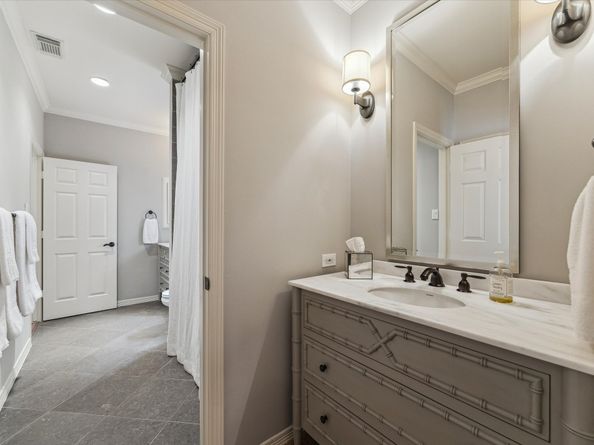 5714 Tangle Circle Lane, Houston TX 77057