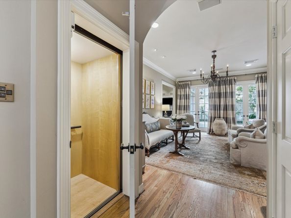 5714 Tangle Circle Lane, Houston TX 77057