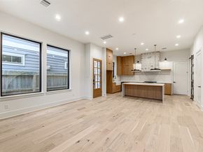 1104 W 9th Street, Houston TX 77007