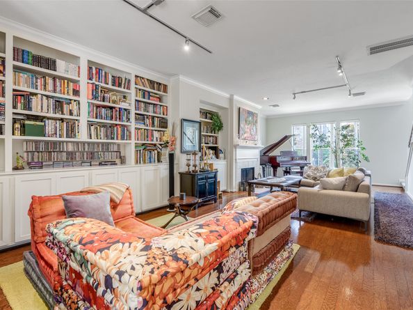 726 Hartman Street, Houston TX 77007