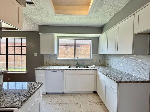 8715 Belle Glen Drive, Houston TX 77099