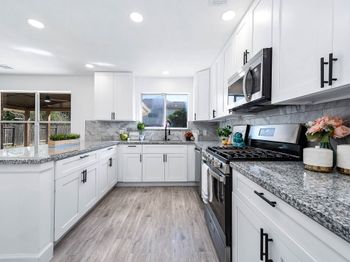 7427 Bannon Field Lane