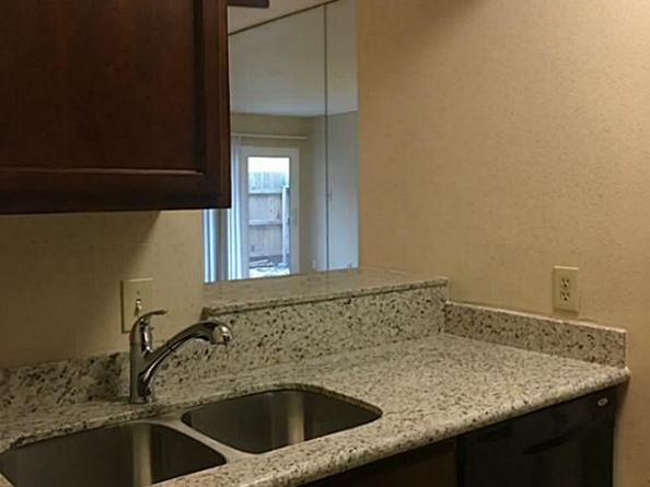 10075 Westpark Drive 14, Houston TX 77042