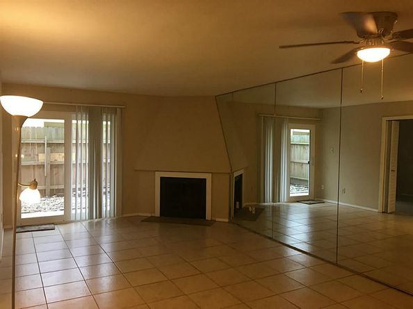 10075 Westpark Drive 14, Houston TX 77042