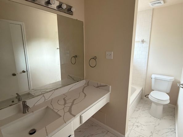 16319 Chimneystone Drive, Houston TX 77095