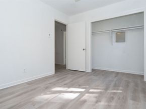 10221 Bretton Drive, Houston TX 77016