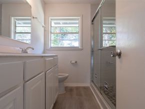 10221 Bretton Drive, Houston TX 77016