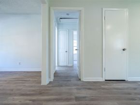 10221 Bretton Drive, Houston TX 77016