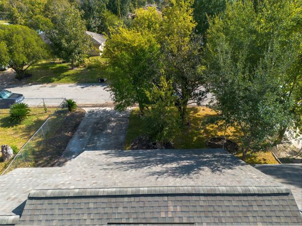 10221 Bretton Drive, Houston TX 77016