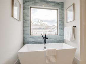 902 E 25TH Street, Houston TX 77009