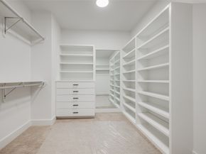 902 E 25TH Street, Houston TX 77009