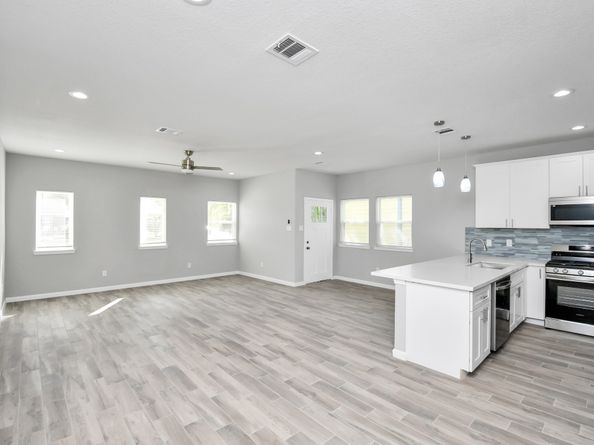 5941 Southlea Street, Houston TX 77033