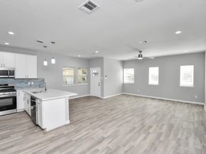 5941 Southlea Street, Houston TX 77033