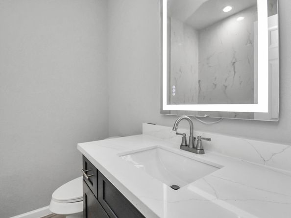 5941 Southlea Street, Houston TX 77033